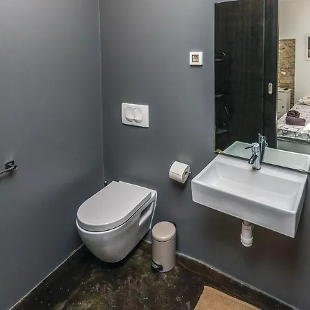 Four-bedroom Holiday In * زادار